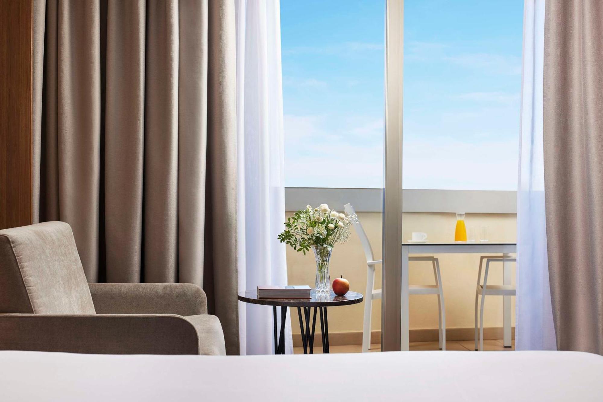 Nh Alicante Ngoại thất bức ảnh